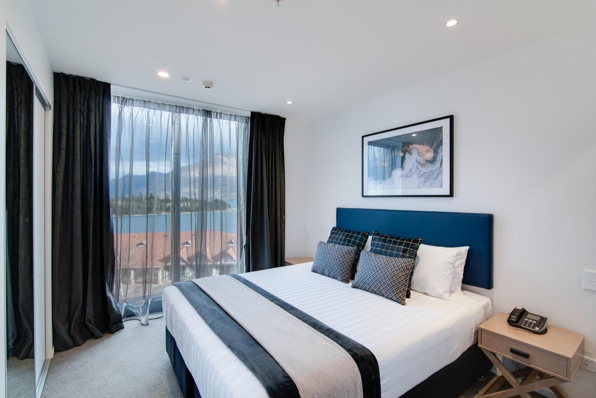 Ramada By Wyndham Queenstown Central Exterior foto